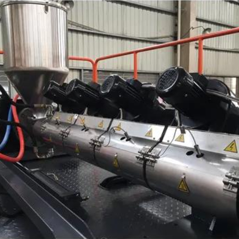 BM30/50/100 Blow Molding Machine